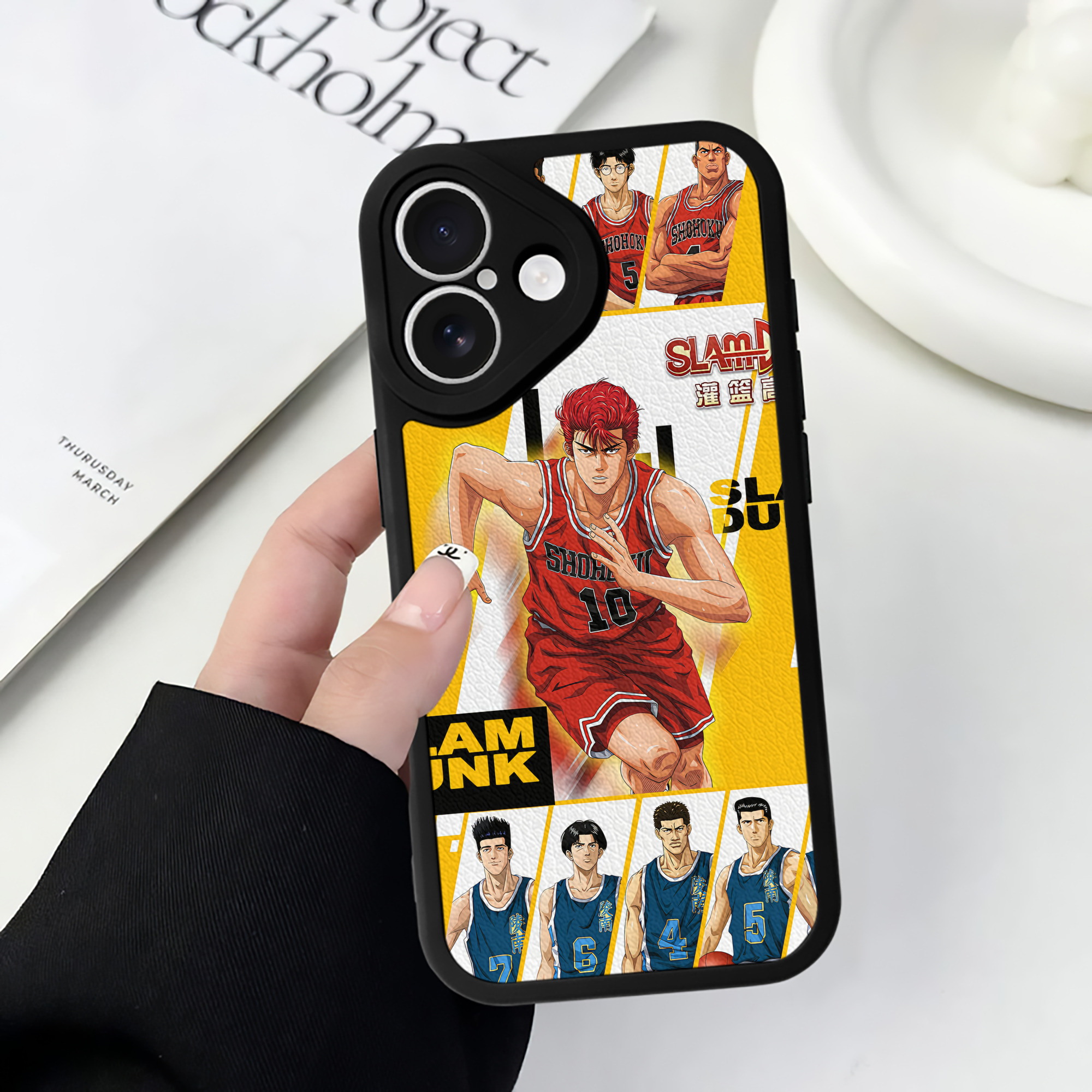 （画像用） SLAM DUNK／スラムダンク 【iPhone 16シリーズ対応】シリコンスマホケース（レザー調） 材質：シリコン